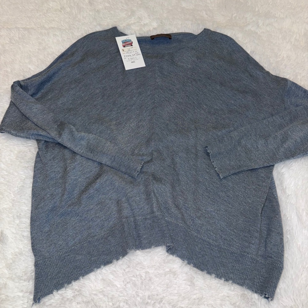 Kerisma Knit Sweater Women S/M Blue Excellent Distressed Hem‎ Dolman Pullover